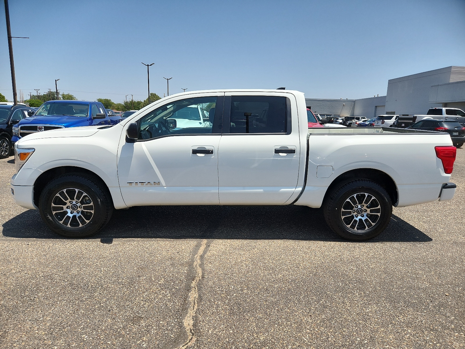 Used 2023 Nissan Titan SV with VIN 1N6AA1EC5PN109641 for sale in Lubbock, TX