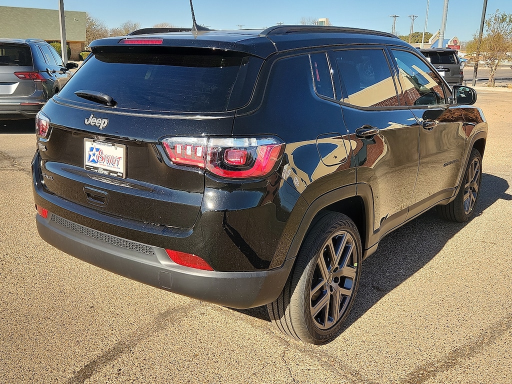 New 2026 Jeep Compass LATITUDE ALTITUDE 4X4 Sport Utility