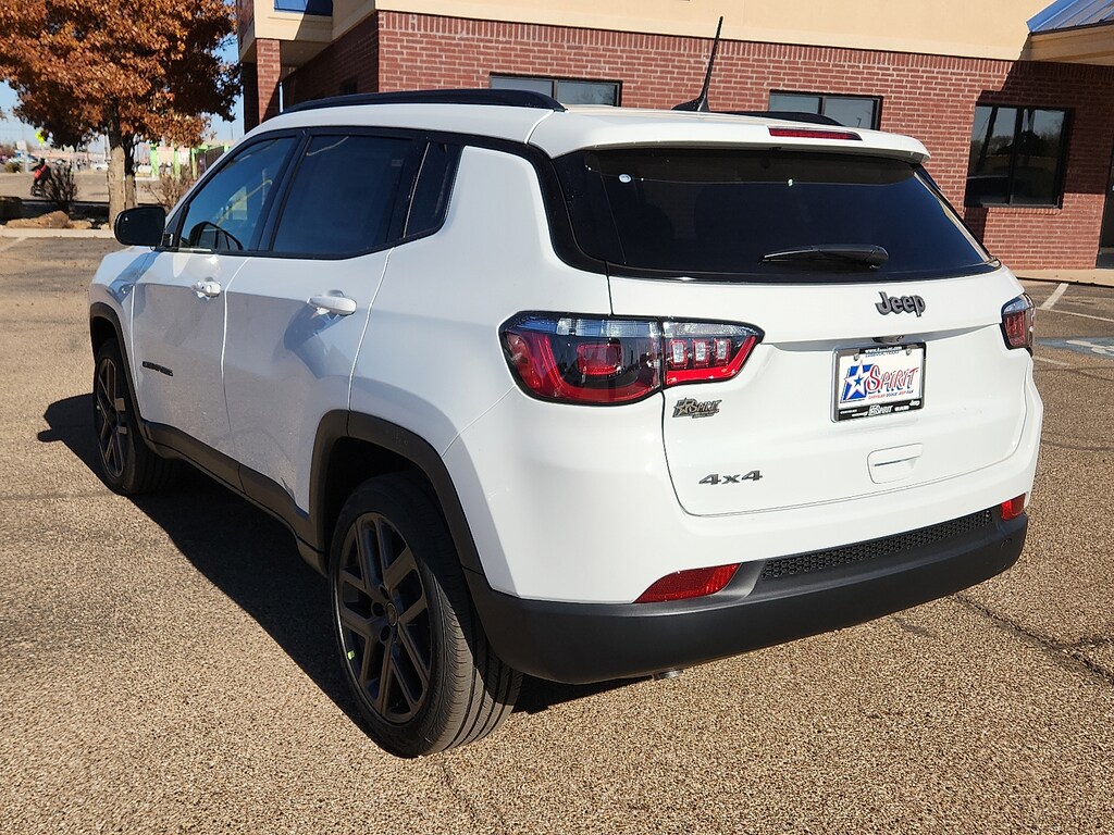 New 2026 Jeep Compass LATITUDE ALTITUDE 4X4 Sport Utility
