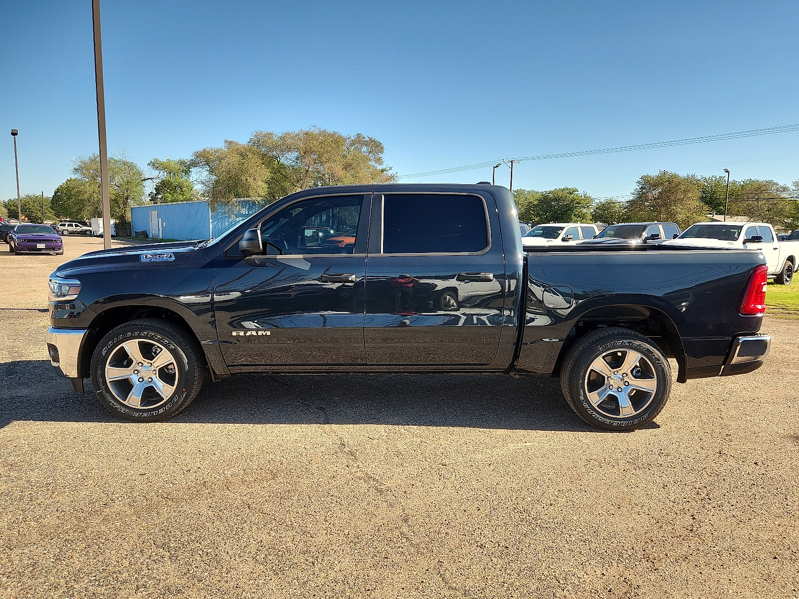 New 2026 Ram 1500 TRADESMAN CREW CAB 4X2 Pickup