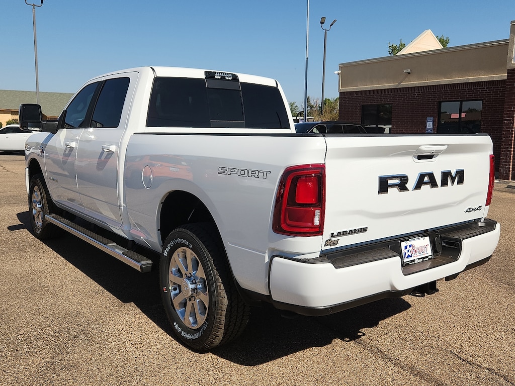 New 2026 Ram 2500 LARAMIE CREW CAB 4X4 6'4 BOX Pickup