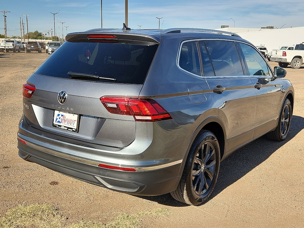 Used 2024 Volkswagen Tiguan 2.0T SE (EOP CW37) Front-Wheel Drive