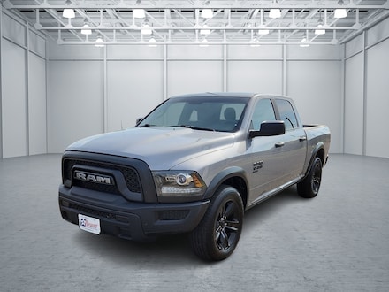 2024 RAM 1500 Classic SLT 4x2 Crew Cab 5.6 ft. box 140 in. WB 2024 RAM 1500 Classic SLT 4x2 Crew Cab 5.6 ft. box 140 in. WB