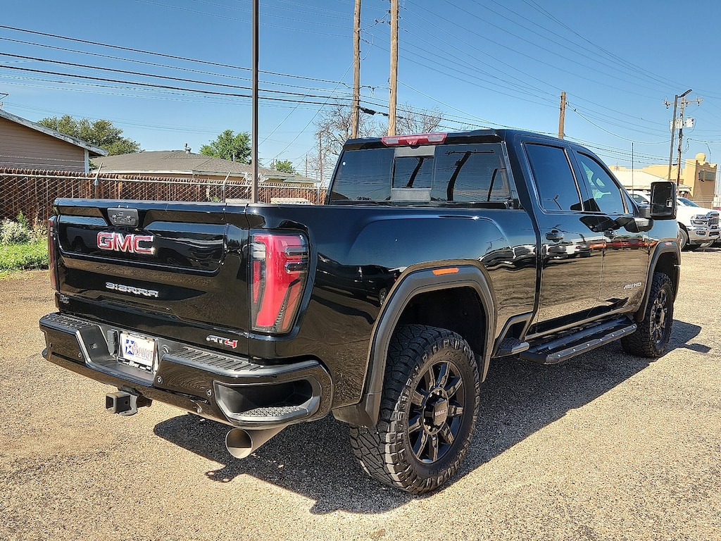 Used 2024 GMC Sierra 2500HD AT4 4x4 Crew Cab 6.75 ft. box 159 in. WB