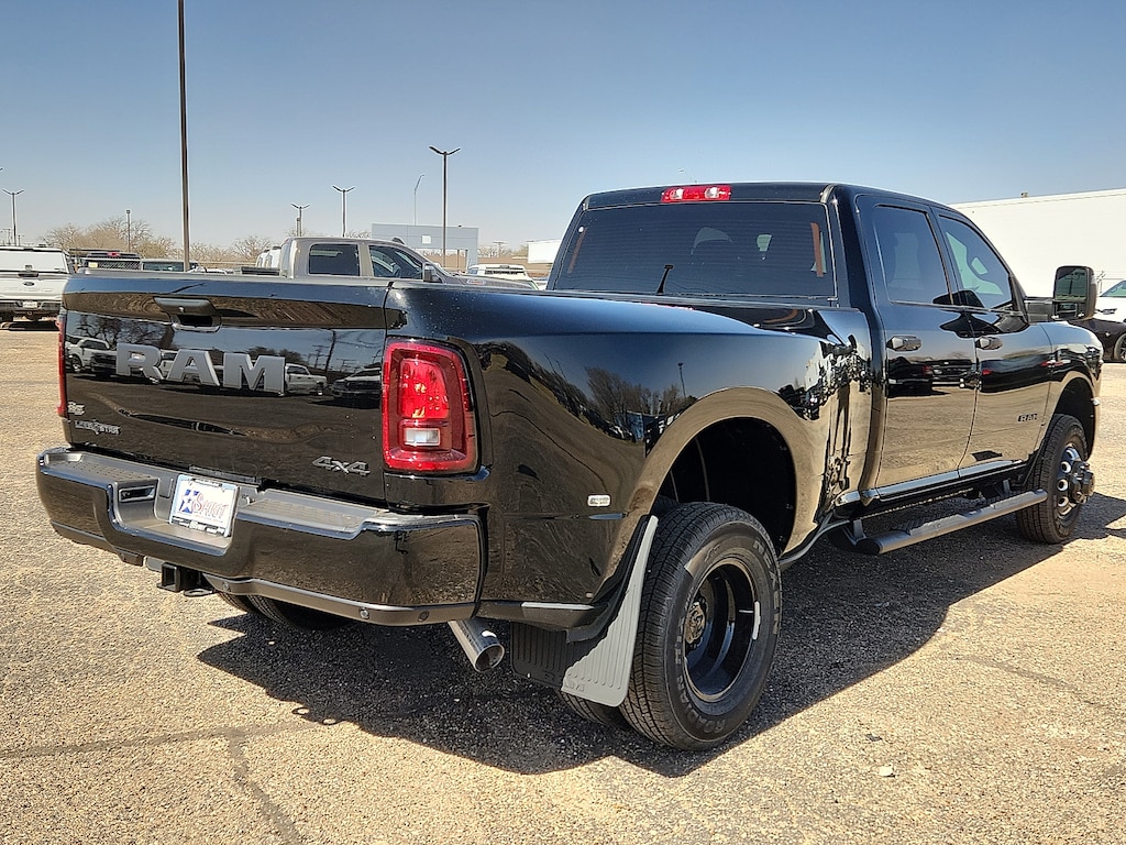 New 2026 Ram 3500 LONE STAR CREW CAB 4X4 8' BOX Pickup