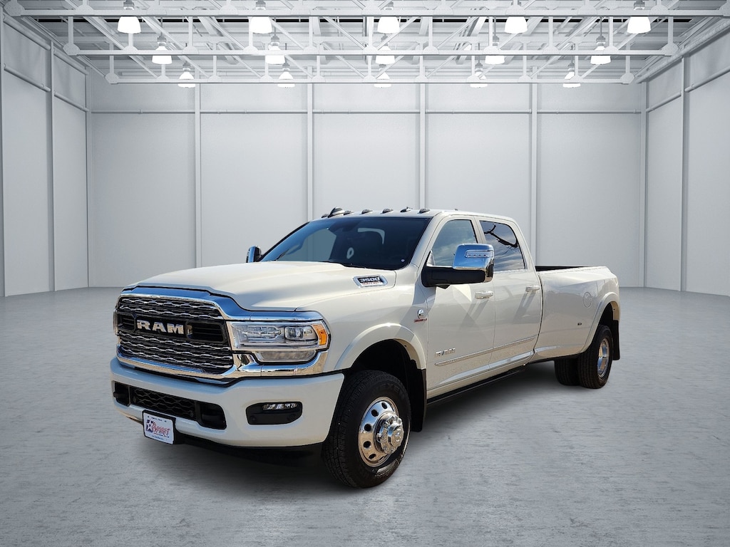 Used 2024 RAM 3500 Limited 4x4 Crew Cab 8 ft. box 169.5 in. WB