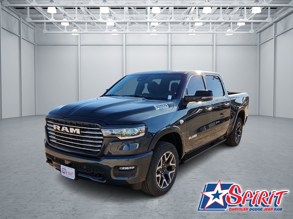 New 2026 Ram 1500 LARAMIE CREW CAB 4X4 5'7 BOX Pickup