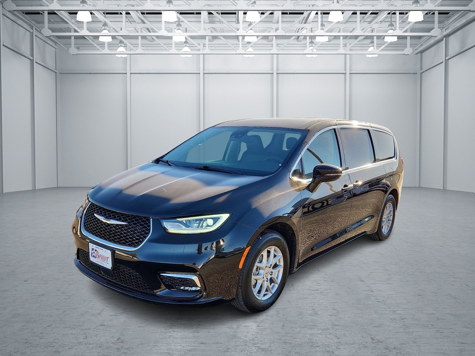 2024 Chrysler Pacifica Touring L's photo