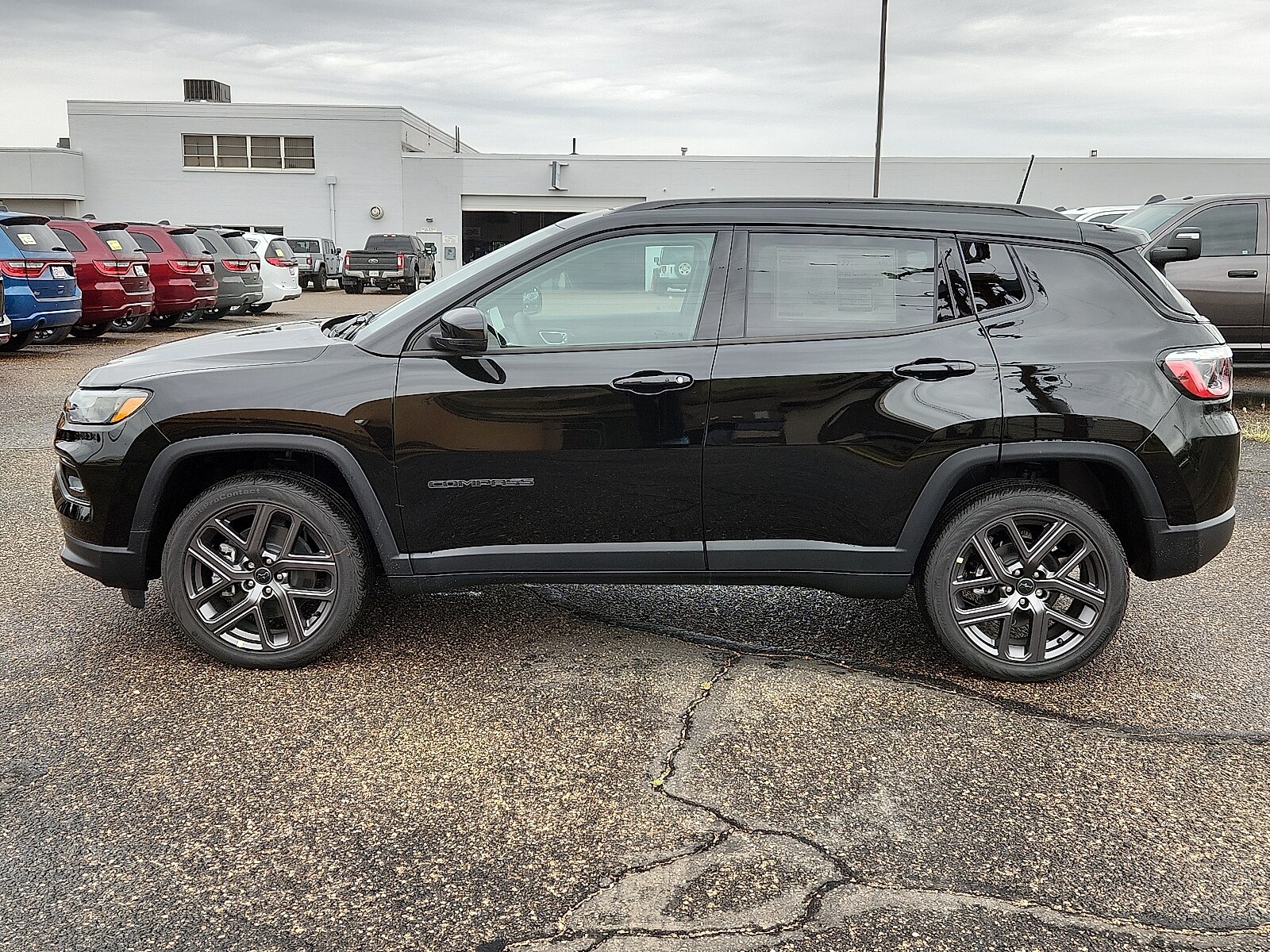 2025 Jeep Compass Limited photo 2