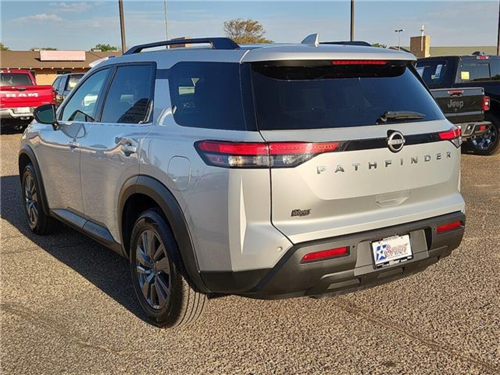 Used 2025 Nissan Pathfinder SV Front-Wheel Drive