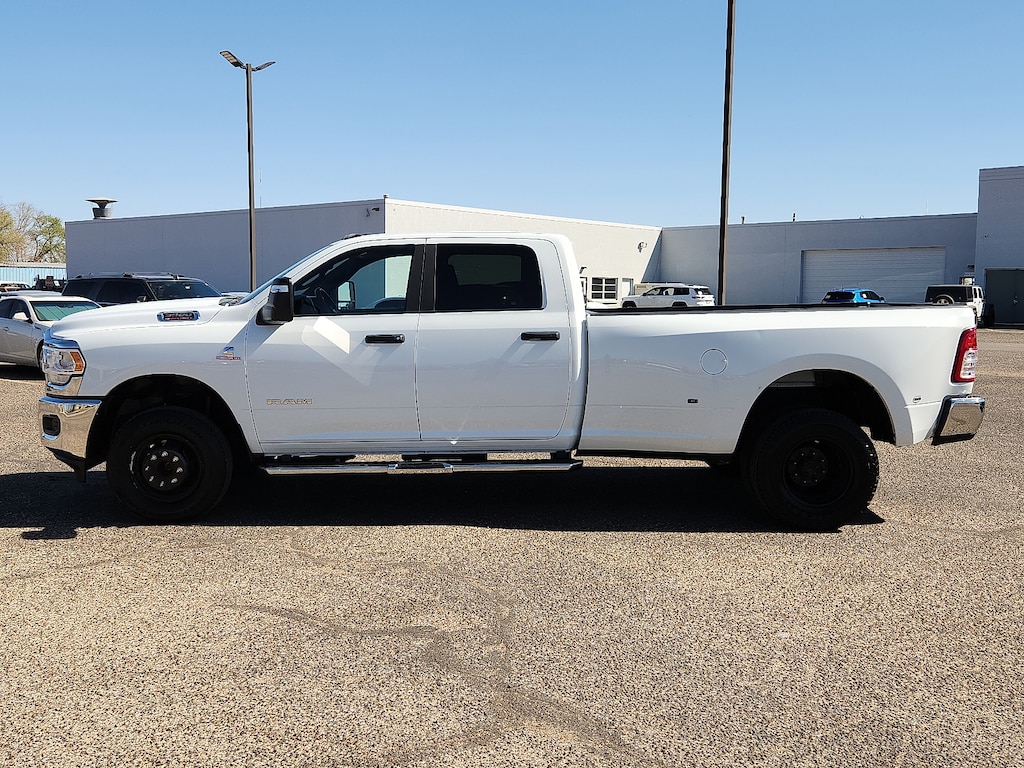Used 2024 RAM 3500 Big Horn 4x4 Crew Cab 8 ft. box 169.5 in. WB