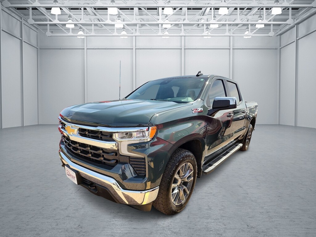 Used 2026 Chevrolet Silverado 1500 LT w/1LT 4x4 Crew Cab 5.75 ft. box 147.4 in. WB