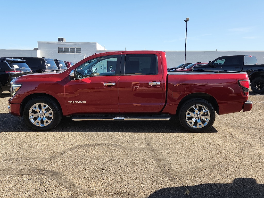 Used 2021 Nissan Titan SL (A9) (EOP 03-31-2021) 4x2 Crew Cab 5.5 ft. box
