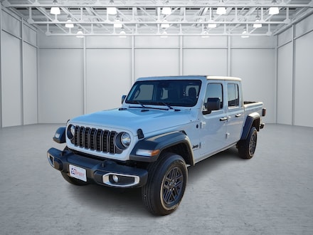 2025 Jeep Gladiator Sport 4x4 Crew Cab 5 ft. box