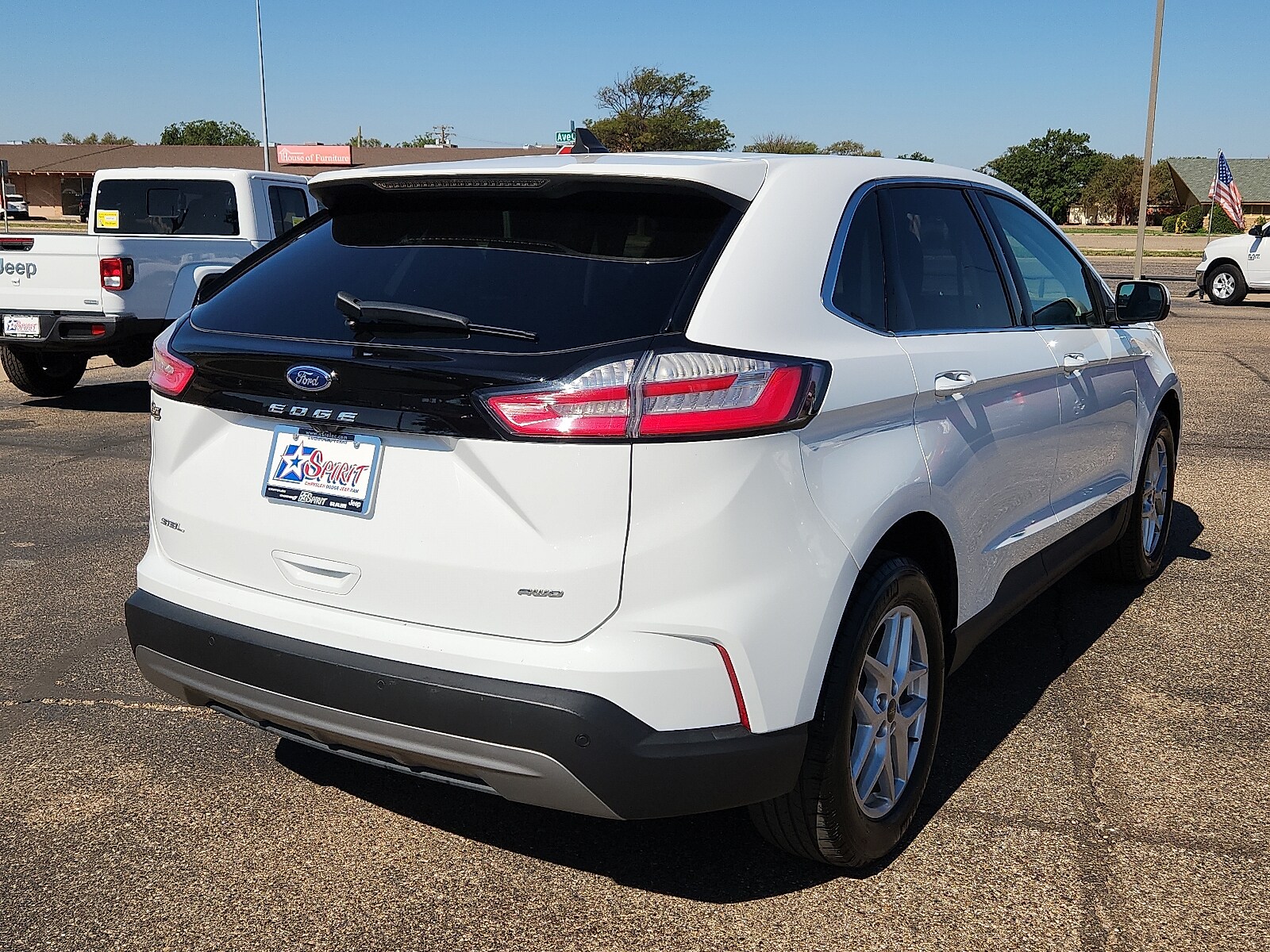 2024 Ford Edge SEL photo 4