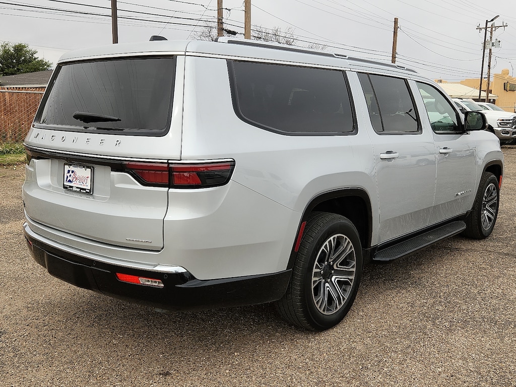 Used 2024 Jeep Wagoneer L Series II 4x2