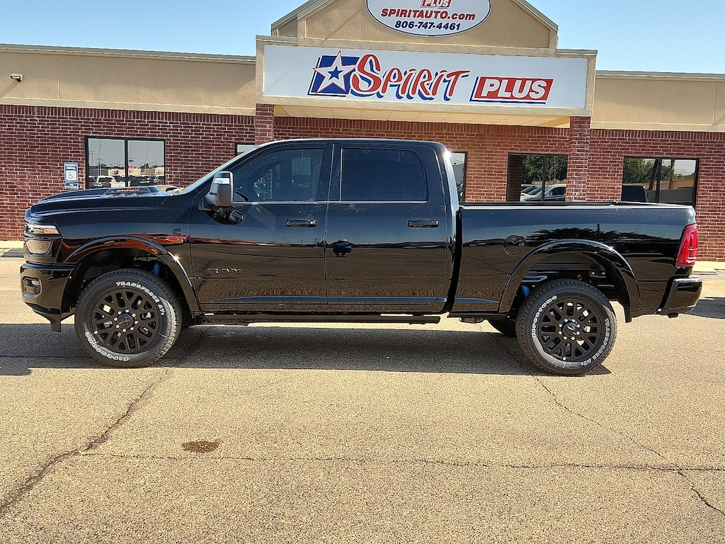 New 2026 Ram 2500 LIMITED CREW CAB 4X4 6'4 BOX Pickup