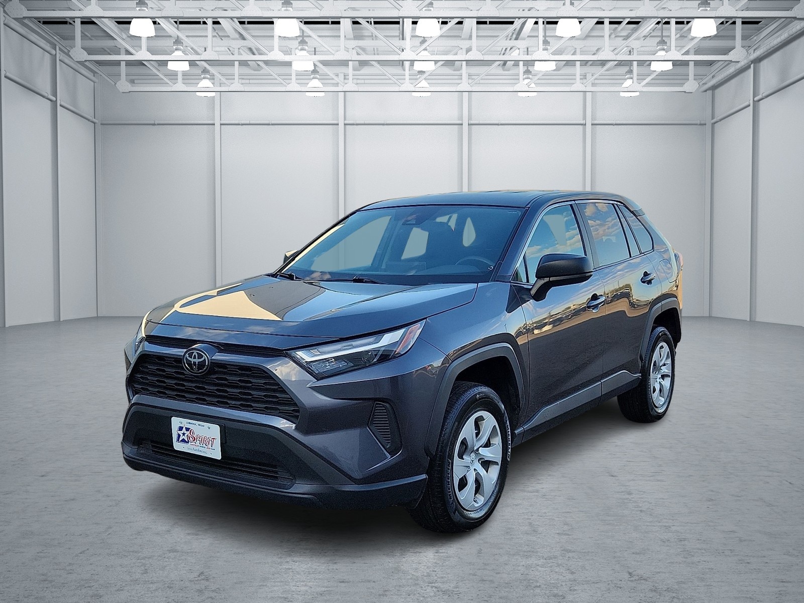 2024 Toyota RAV4 LE's photo