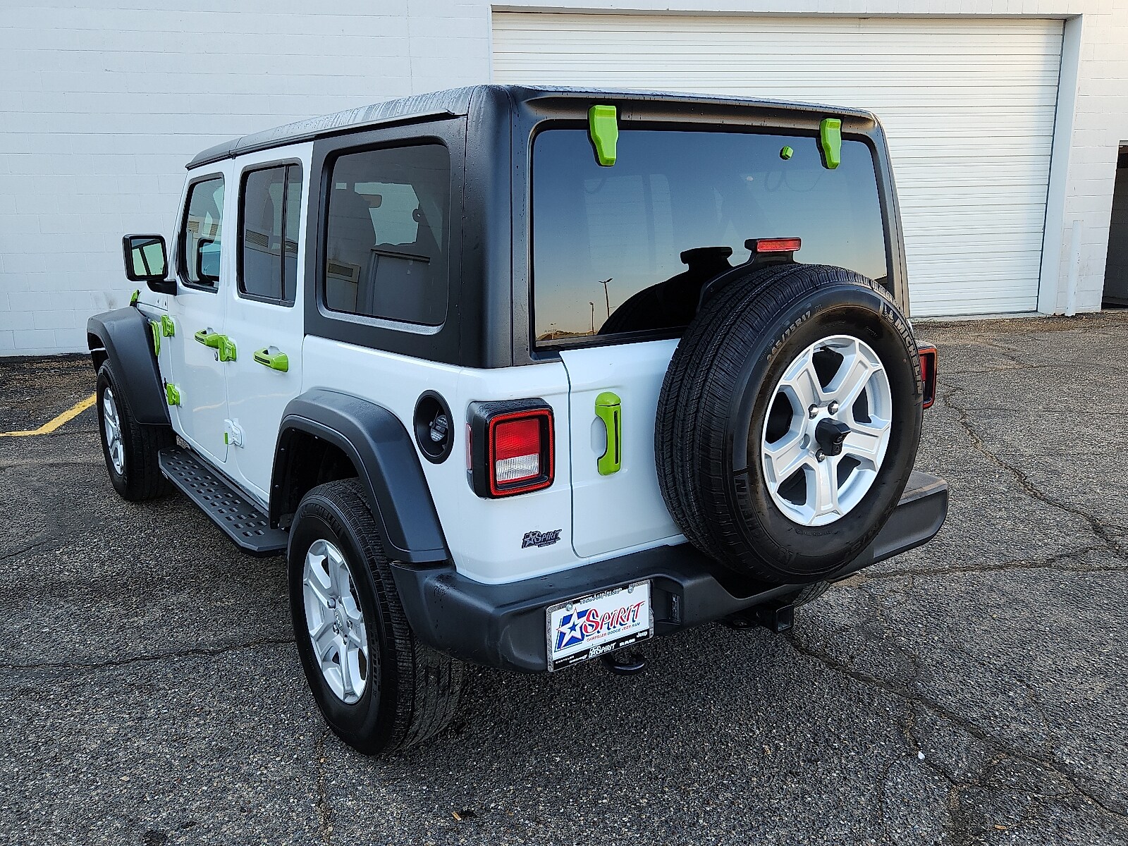 2023 Jeep Wrangler Sport photo 3