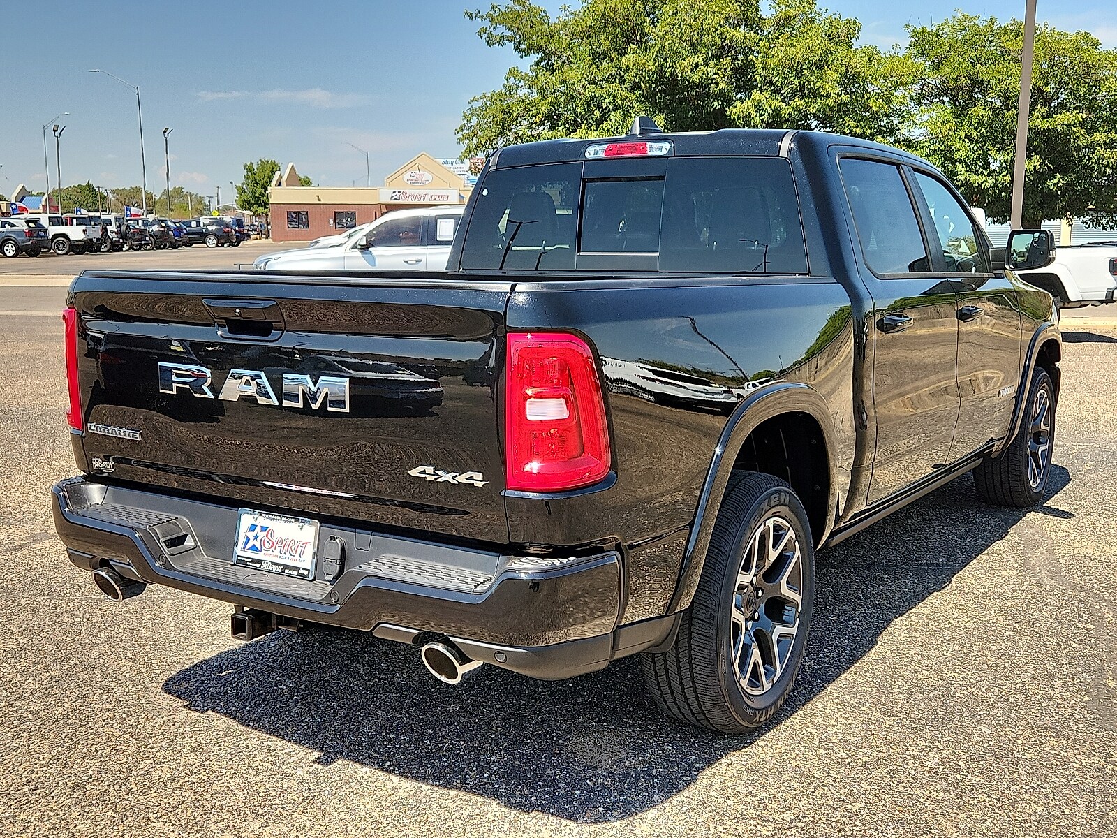 2026 Ram 1500 Laramie photo 4