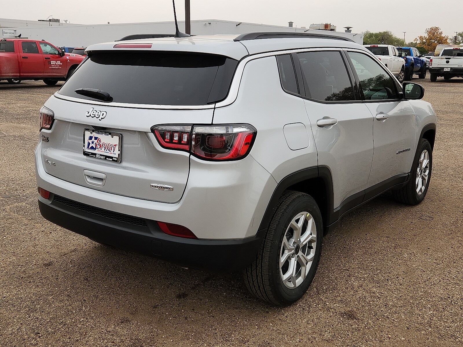 2026 Jeep Compass Latitude Altitude photo 3