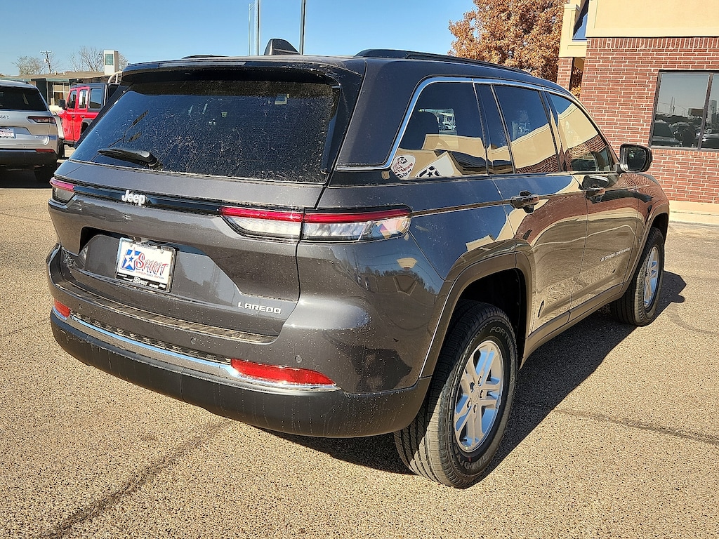 New 2025 Jeep Grand Cherokee LAREDO 4X2 Sport Utility
