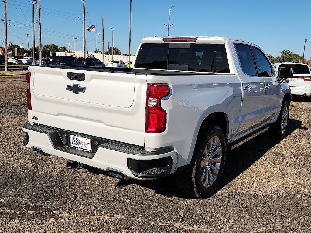 Used 2021 Chevrolet Silverado 1500 High Country 4x4 Crew Cab 5.75 ft. box 147.4 in. W