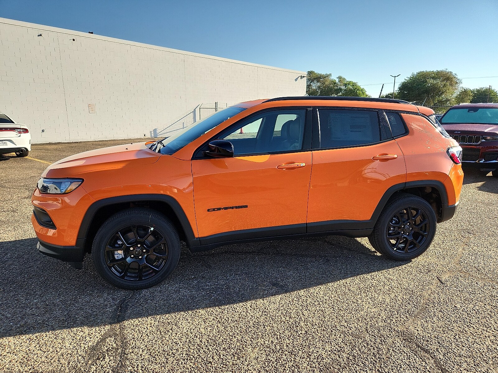 2026 Jeep Compass Latitude Altitude photo 2