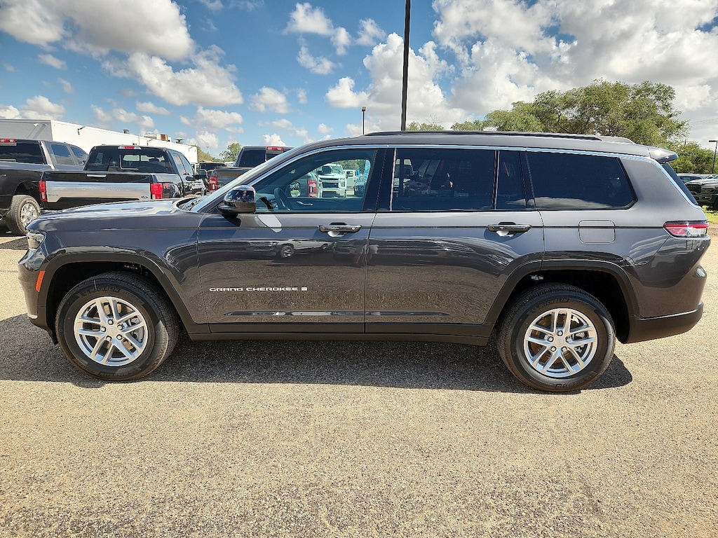 New 2026 Jeep Grand Cherokee L LAREDO X 4X2 Sport Utility