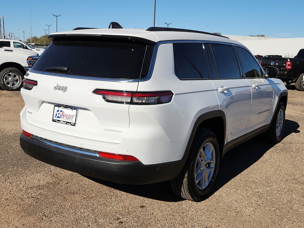 Used 2025 Jeep Grand Cherokee L Laredo 4x4