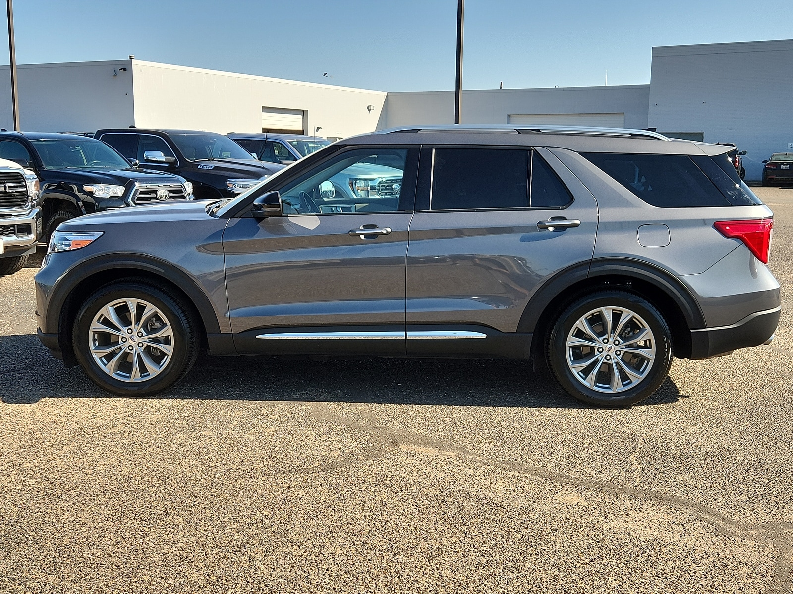 Used 2023 Ford Explorer Limited with VIN 1FMSK7FH2PGA60125 for sale in Lubbock, TX