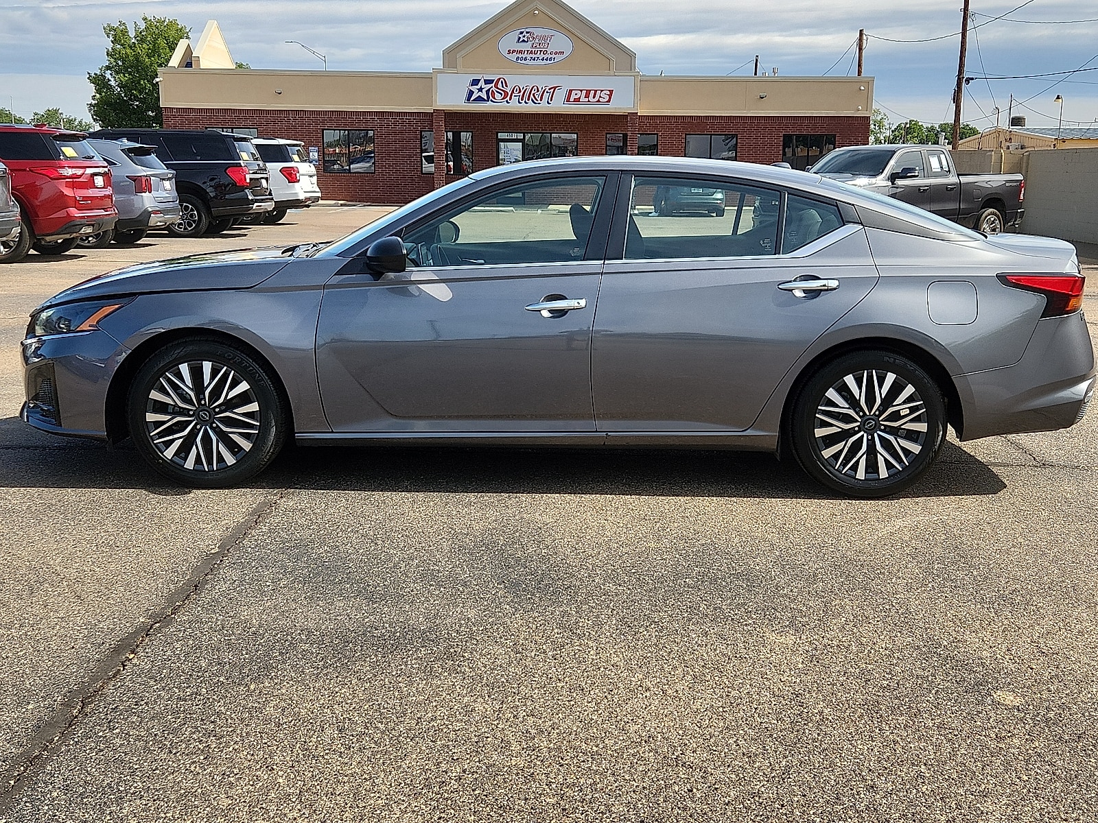 Used 2024 Nissan Altima SV with VIN 1N4BL4DV2RN355531 for sale in Lubbock, TX