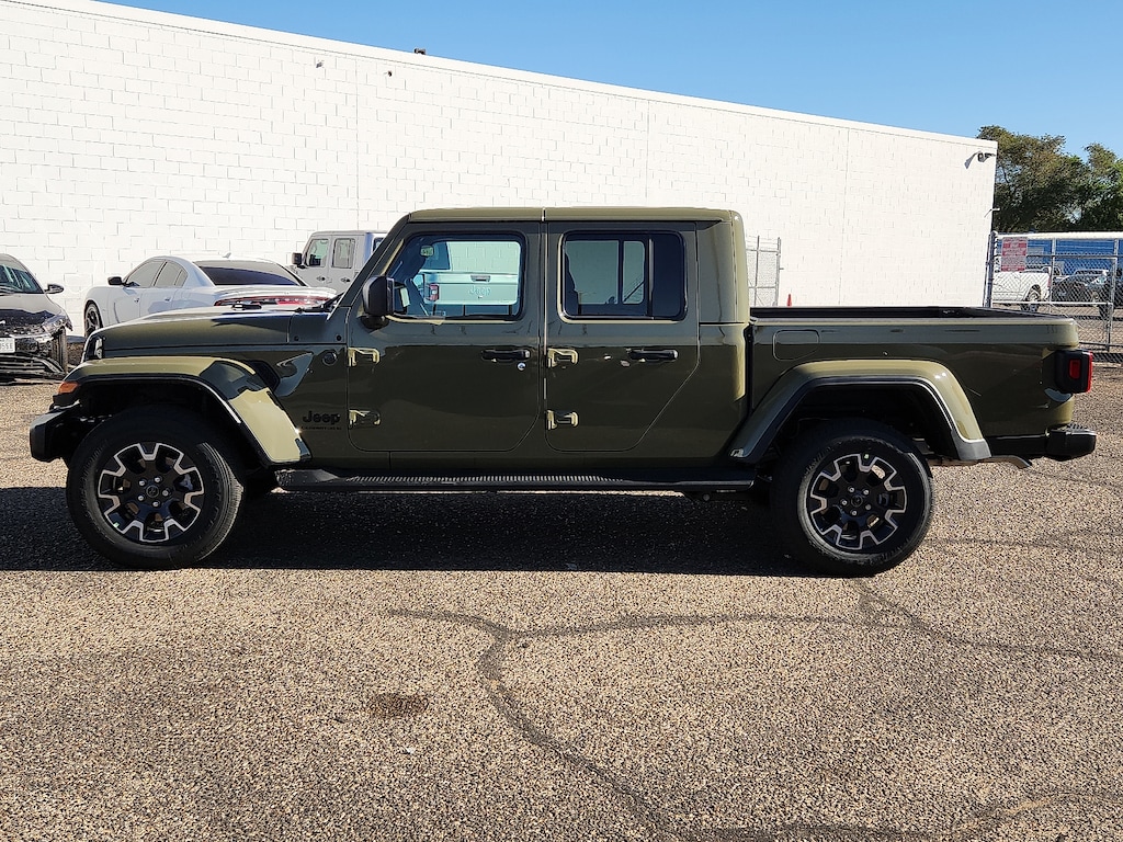 New 2025 Jeep Gladiator SPORT S 4X4 Pickup