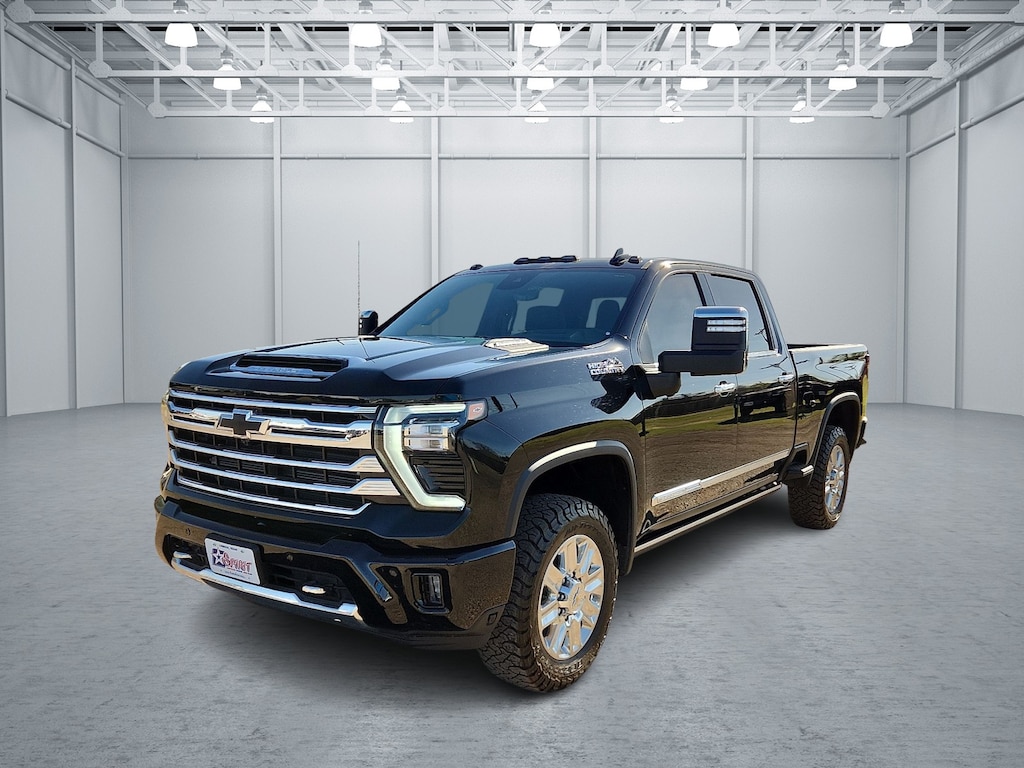 Used 2025 Chevrolet Silverado 2500HD High Country 4x4 Crew Cab 6.75 ft. box 159 in. WB