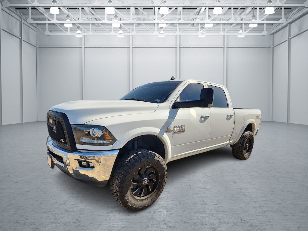 Used 2018 RAM 2500 Laramie 4x4 Crew Cab 6.3 ft. box 149 in. WB