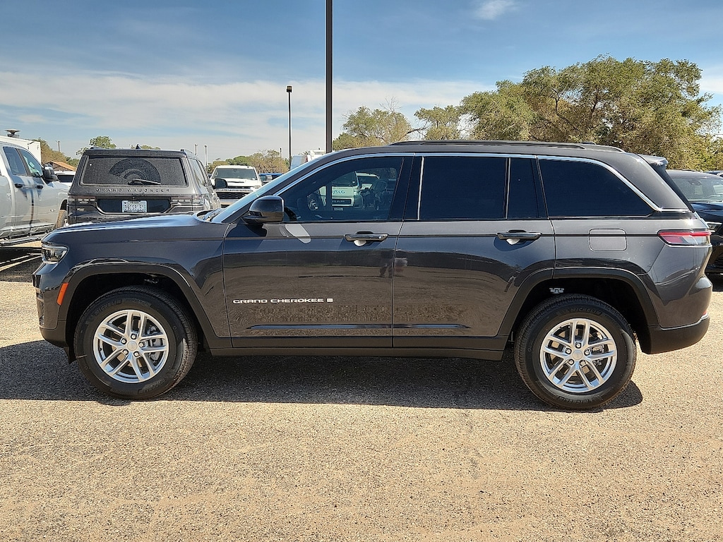 New 2026 Jeep Grand Cherokee LAREDO X 4X2 Sport Utility