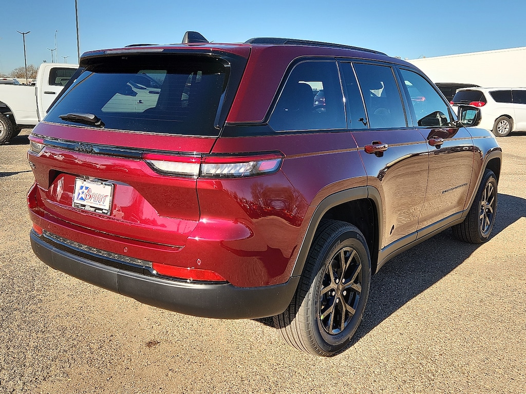 New 2025 Jeep Grand Cherokee ALTITUDE 4X2 Sport Utility