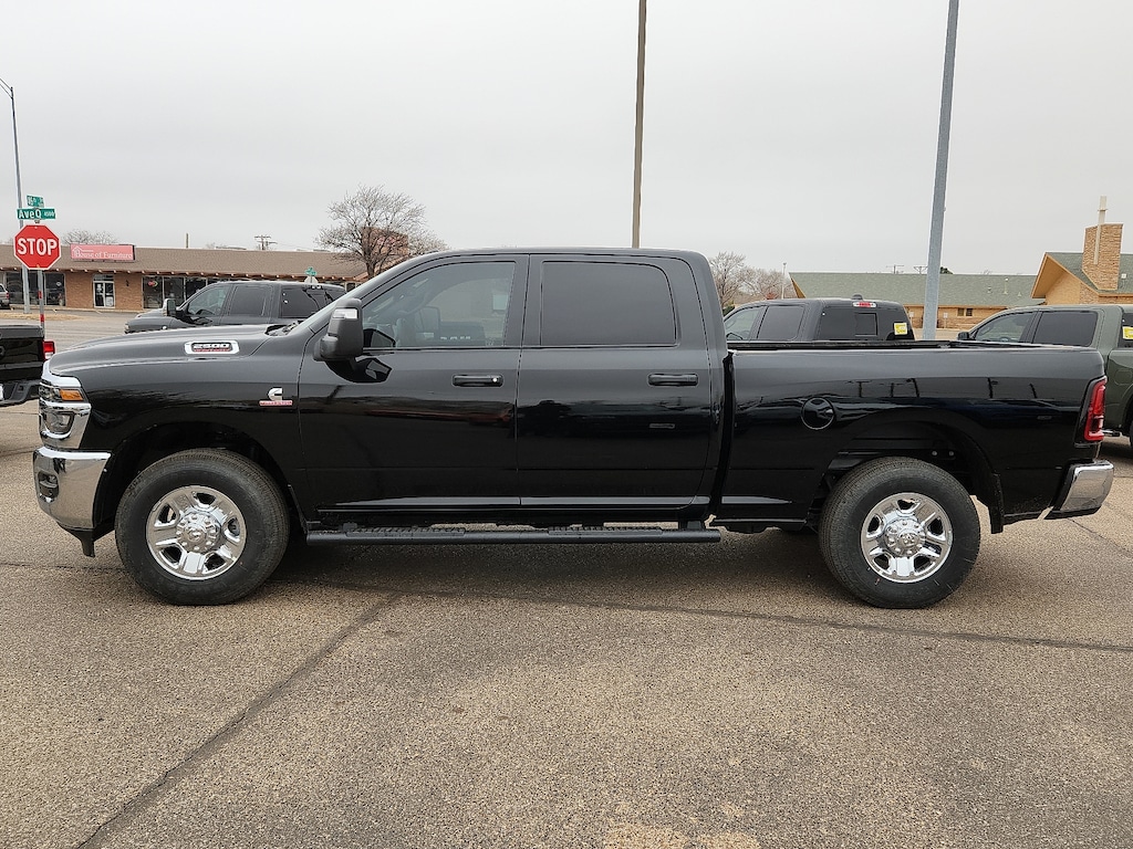 New 2026 Ram 2500 TRADESMAN CREW CAB 4X2 6'4 BOX Pickup