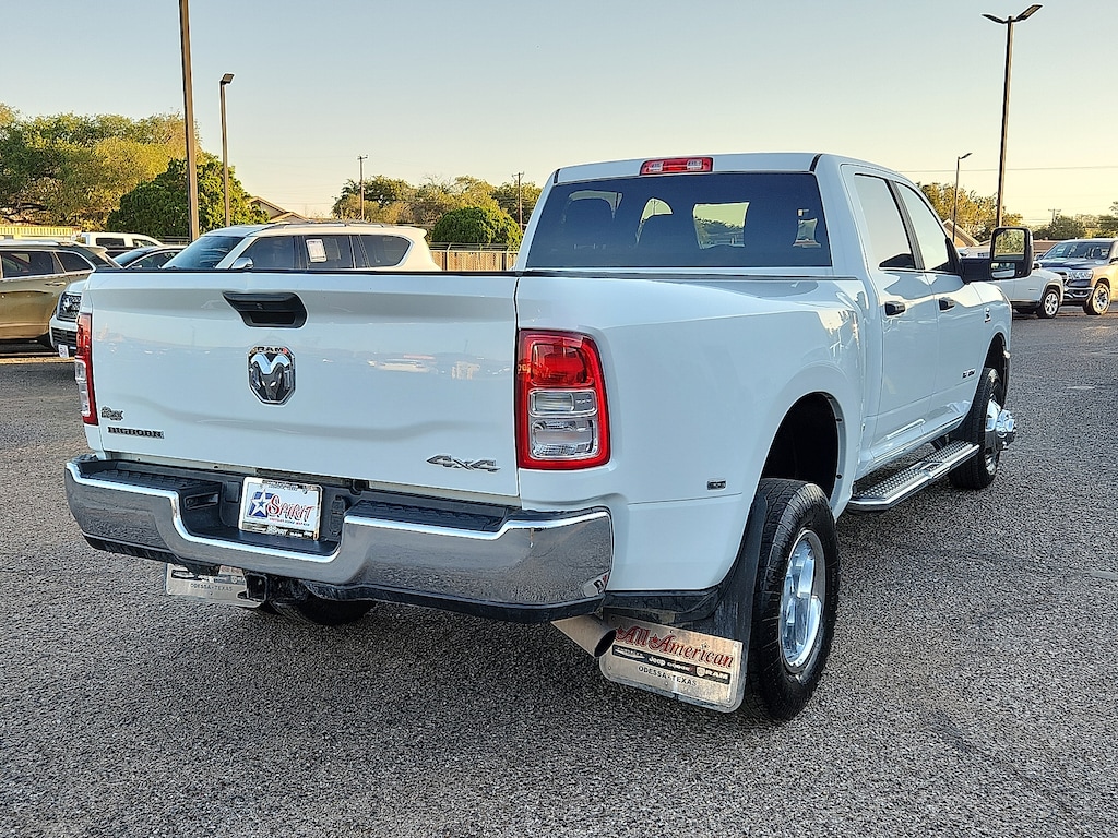 Used 2024 RAM 3500 Big Horn 4x4 Crew Cab 8 ft. box 169.5 in. WB
