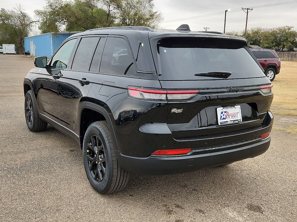 New 2025 Jeep Grand Cherokee ALTITUDE 4X2 Sport Utility