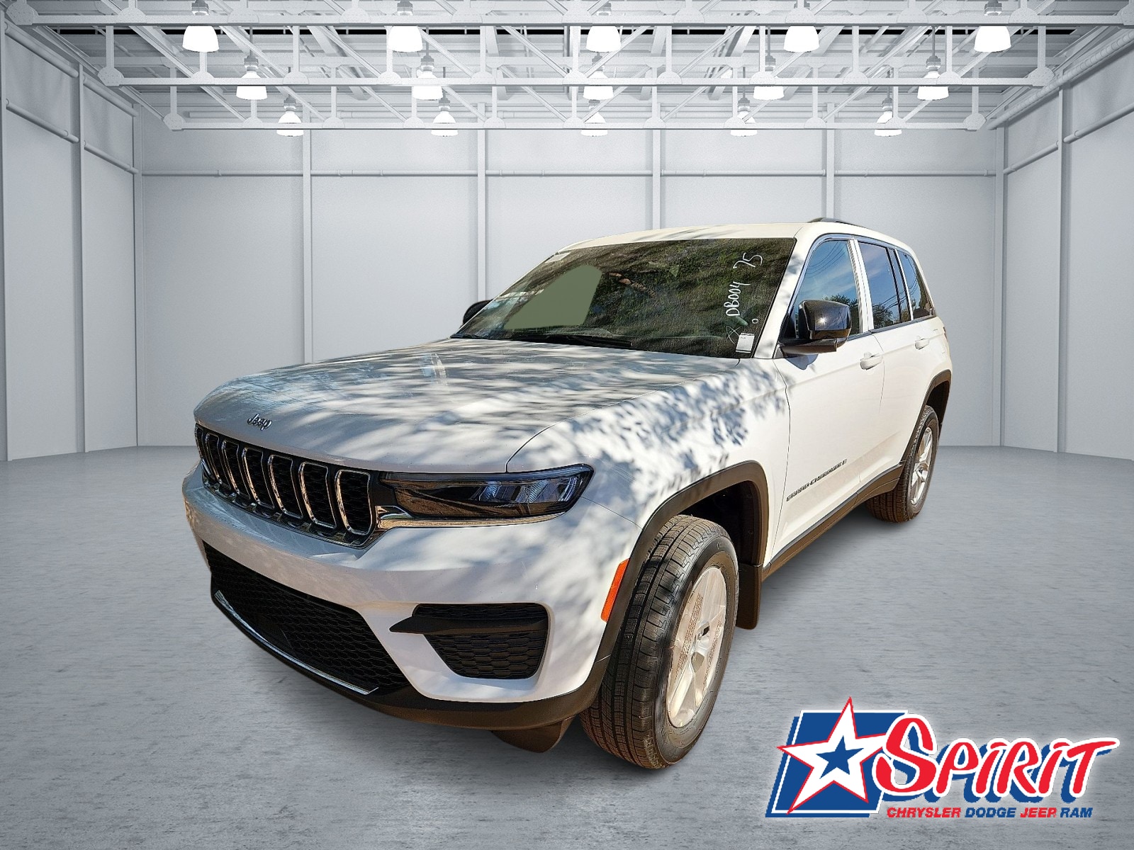 2025 Jeep Grand Cherokee Laredo's photo