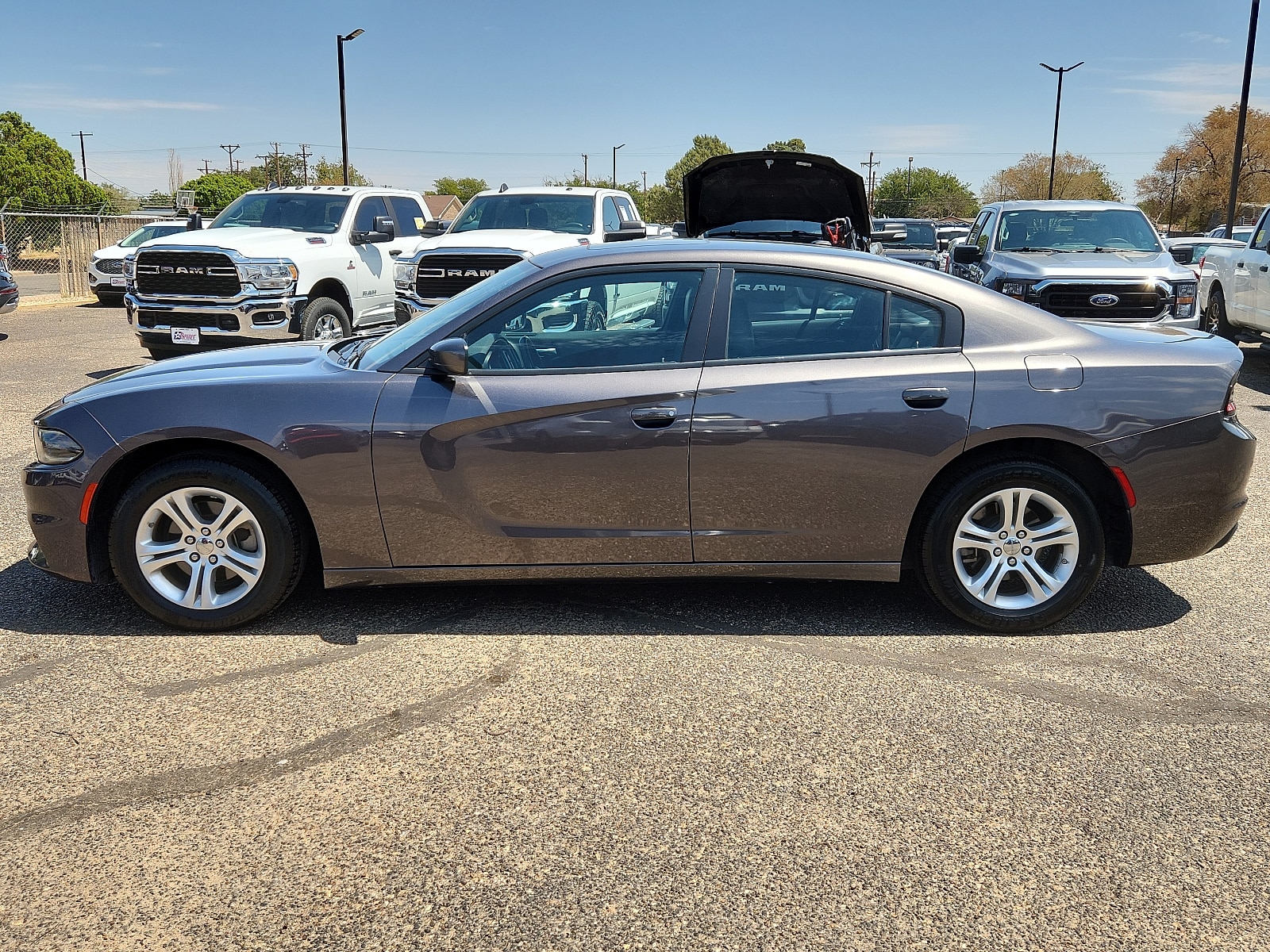 Used 2022 Dodge Charger SXT with VIN 2C3CDXBG6NH182850 for sale in Lubbock, TX