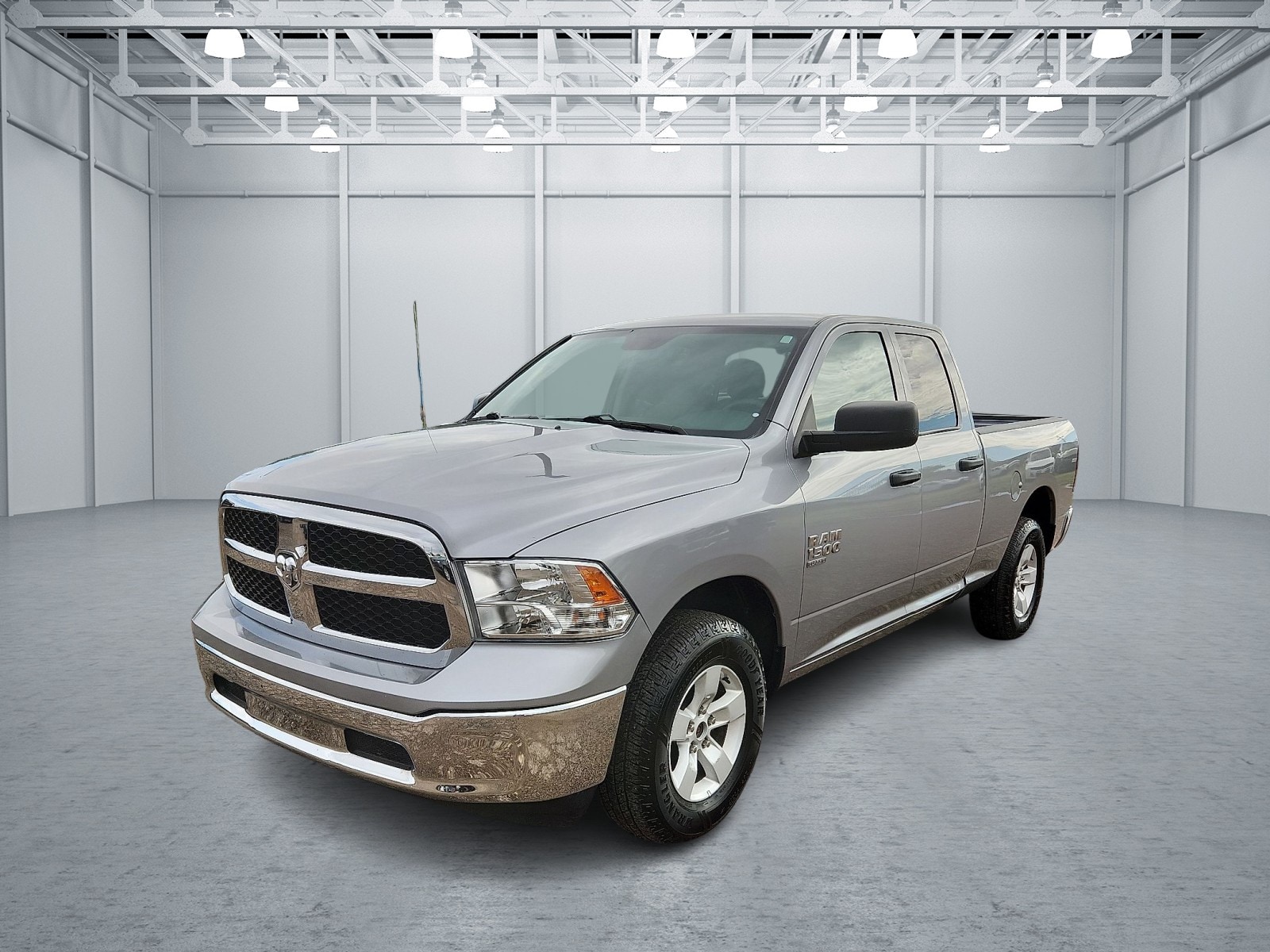 2024 RAM 1500 Classic SLT 4x4 Quad Cab 6'4's photo