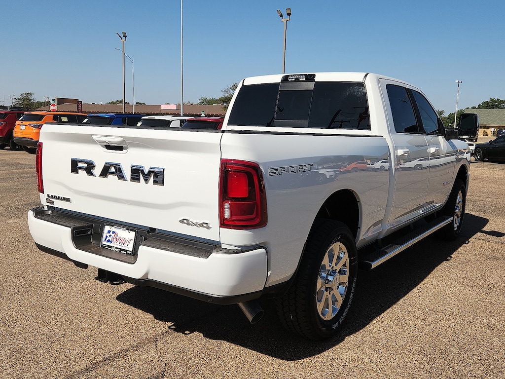 New 2026 Ram 2500 LARAMIE CREW CAB 4X4 6'4 BOX Pickup