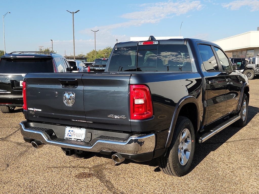 New 2026 Ram 1500 LONE STAR CREW CAB 4X4 5'7 BOX Pickup