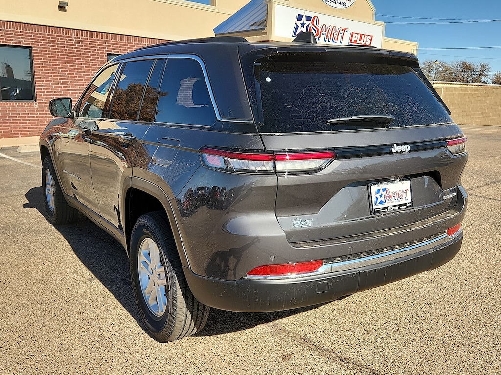 New 2025 Jeep Grand Cherokee LAREDO 4X2 Sport Utility