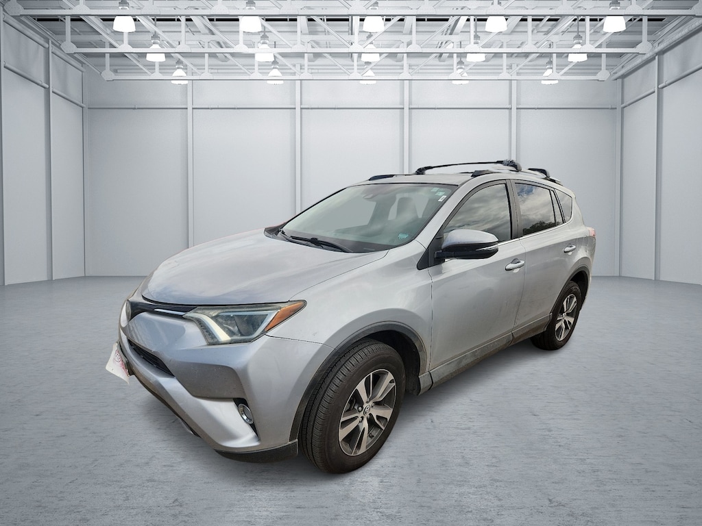 Used 2018 Toyota RAV4 XLE Front-wheel Drive