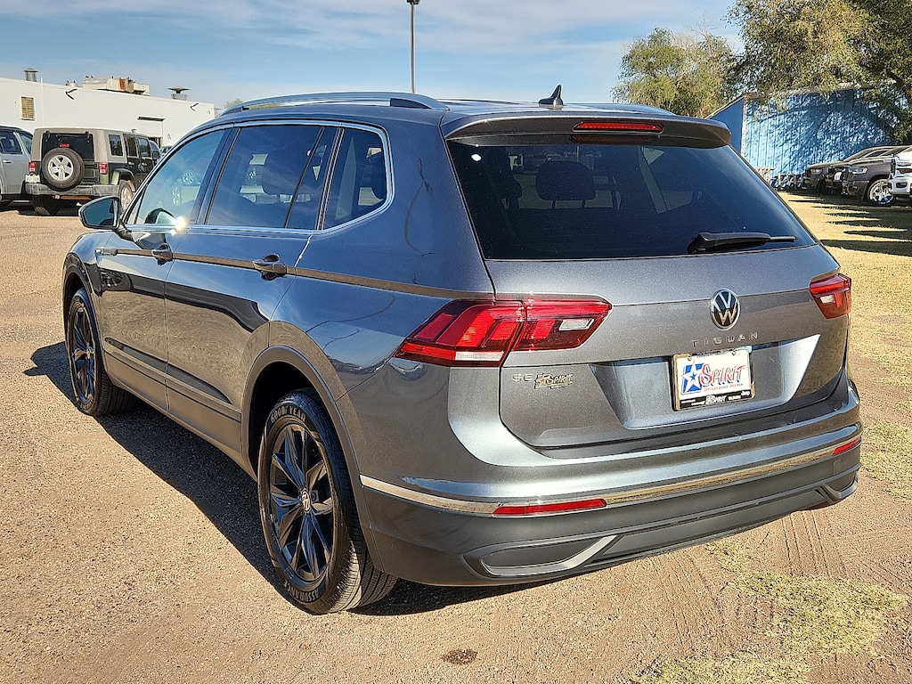 Used 2024 Volkswagen Tiguan 2.0T SE (EOP CW37) Front-Wheel Drive