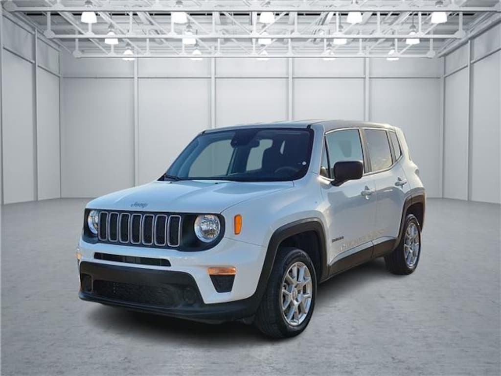 Used 2023 Jeep Renegade Latitude 4x4