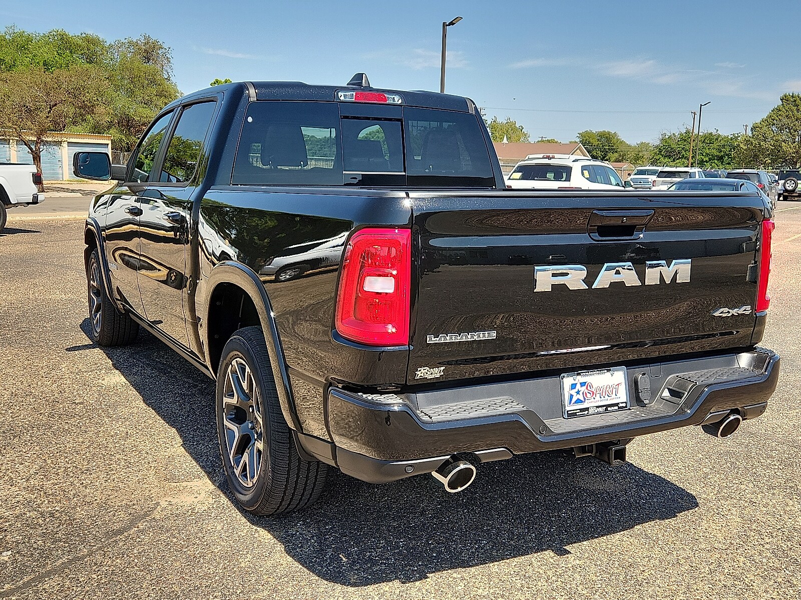 2026 Ram 1500 Laramie photo 3